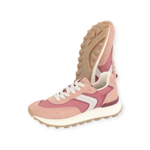 Verbenas Clodette dames sneaker in het roze suede.