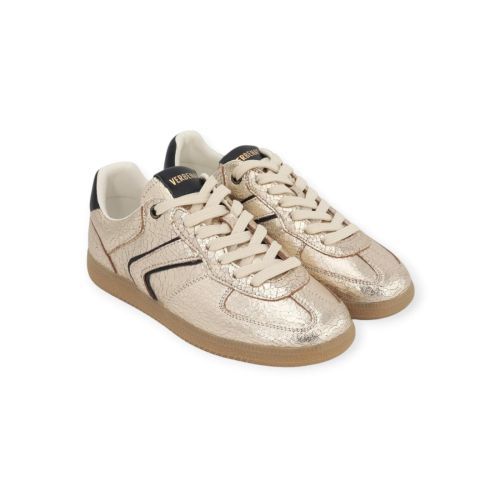 Verbenas Sora Breck dames sneaker in het goud met zwart leer.