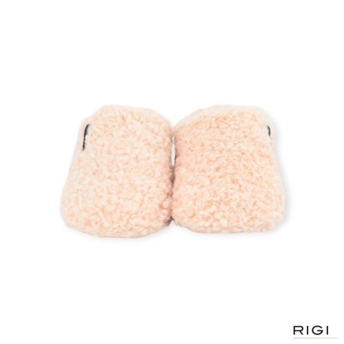 Verbenas York Curly pantoffel in peach, butter wol voor dames. Verbenas York Curly pantoffel in peach, butter wol voor dames.
