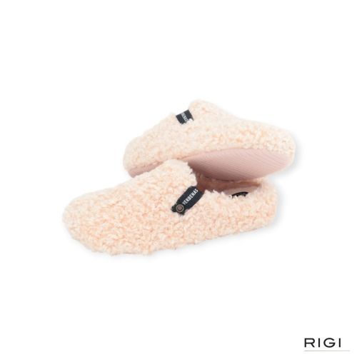 Verbenas York Curly pantoffel in peach, butter wol voor dames. Verbenas York Curly pantoffel in peach, butter wol voor dames.