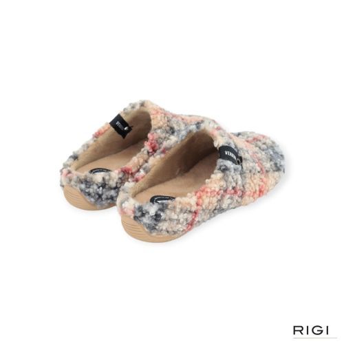 Verbenas York Plaid pantoffel in beige print wol voor dames. Verbenas York Plaid pantoffel in beige print wol voor dames.