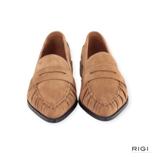 Via Vai Jazz Billie mocassin in cognac suède voor dames. Via Vai Jazz Billie mocassin in cognac suède voor dames.