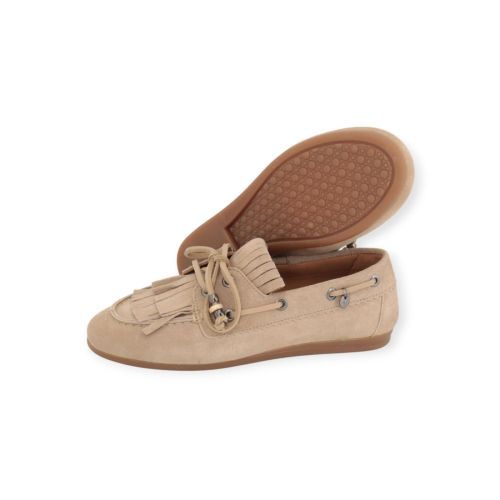 Via Vai June Loua mocassin in zand suède voor dames. 