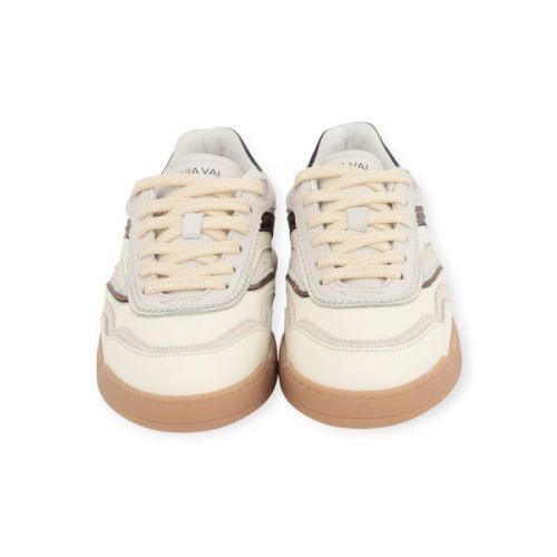 Via Vai Kris Sky sneaker in off wit leer voor dames. 