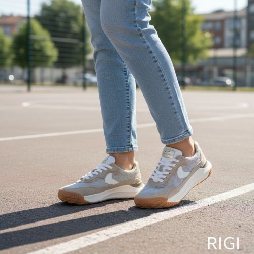 Voile Blanche Club Act sneaker voor dames in beige suède mesh. 