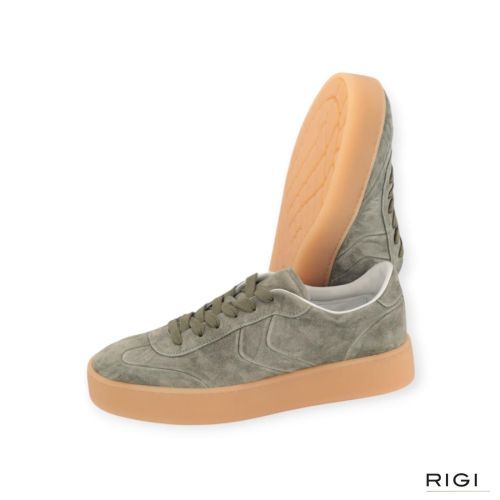 Voile Blanche Mind 02 sneaker in groen suède voor heren. Voile Blanche Mind 02 sneaker in groen suède voor heren.