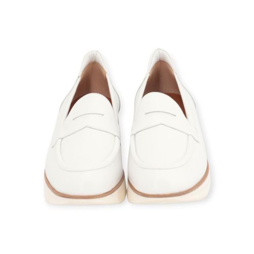 Volpato 4676 mocassin in wit leer voor dames. 