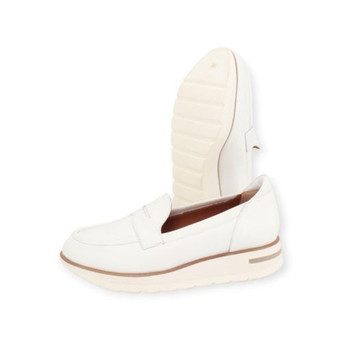 Volpato 4676 mocassin in wit leer voor dames. 