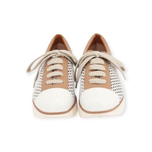 Volpato 4831 veterschoen in wit, camel leer voor dames. Volpato 4831 veterschoen in wit, camel leer voor dames.