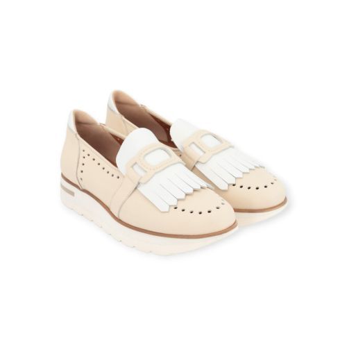 Volpato 4834 mocassin in beige leer voor dames. 