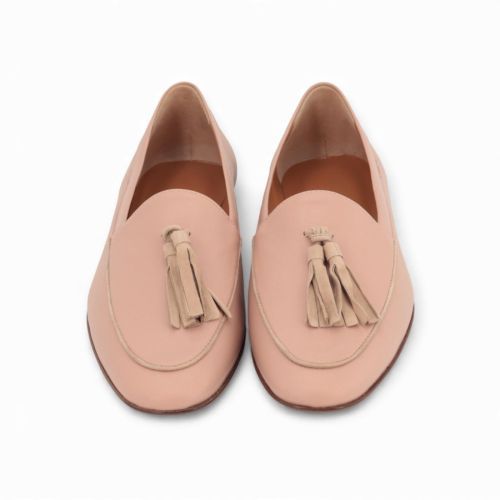 Voltan dames mocassin LV545N in ‘cipria’ roze met beige. Voltan dames mocassin LV545N in ‘cipria’ roze met beige.