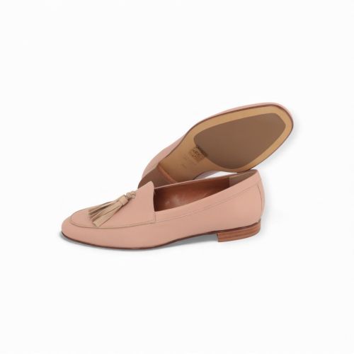 Voltan dames mocassin LV545N in ‘cipria’ roze met beige. Voltan dames mocassin LV545N in ‘cipria’ roze met beige.