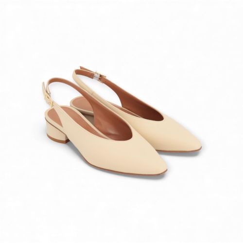 Voltan dames pump slingback LV576 in ‘panna’ ecru leer. Voltan dames pump slingback LV576 in ‘panna’ ecru leer.
