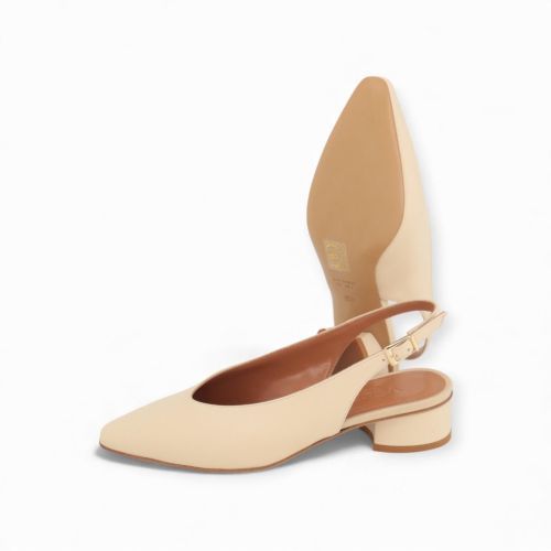 Voltan dames pump slingback LV576 in ‘panna’ ecru leer. Voltan dames pump slingback LV576 in ‘panna’ ecru leer.
