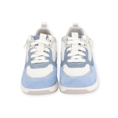 Xsensible Grenoble sneaker voor dames in lichtblauw suède met wit leer. 