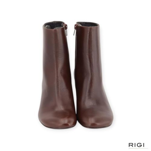 Zinda 3628-C enkellaars in bruin leer voor dames. Zinda 3628-C enkellaars in bruin leer voor dames.