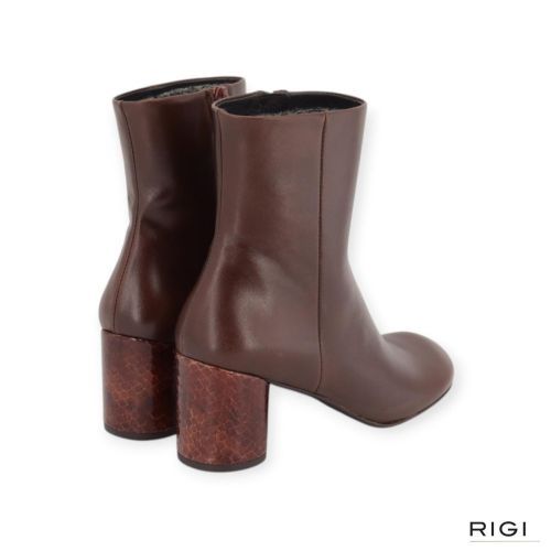 Zinda 3628-C enkellaars in bruin leer voor dames. Zinda 3628-C enkellaars in bruin leer voor dames.