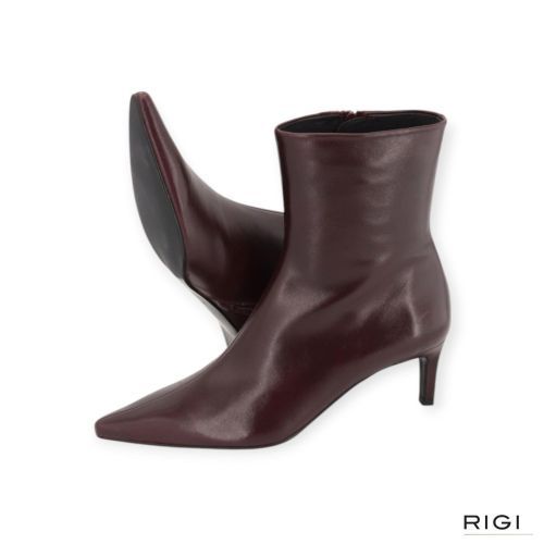 Zinda Softy 3668 enkellaars in prune, paars leer voor dames. Zinda Softy 3668 enkellaars in prune, paars leer voor dames.
