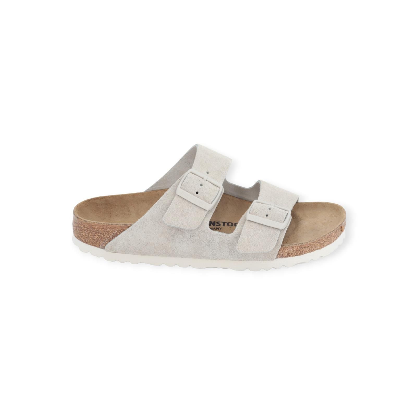 Birkenstock Arizona slipper in offwit voor dames. Birkenstock Arizona slipper in offwit voor dames.