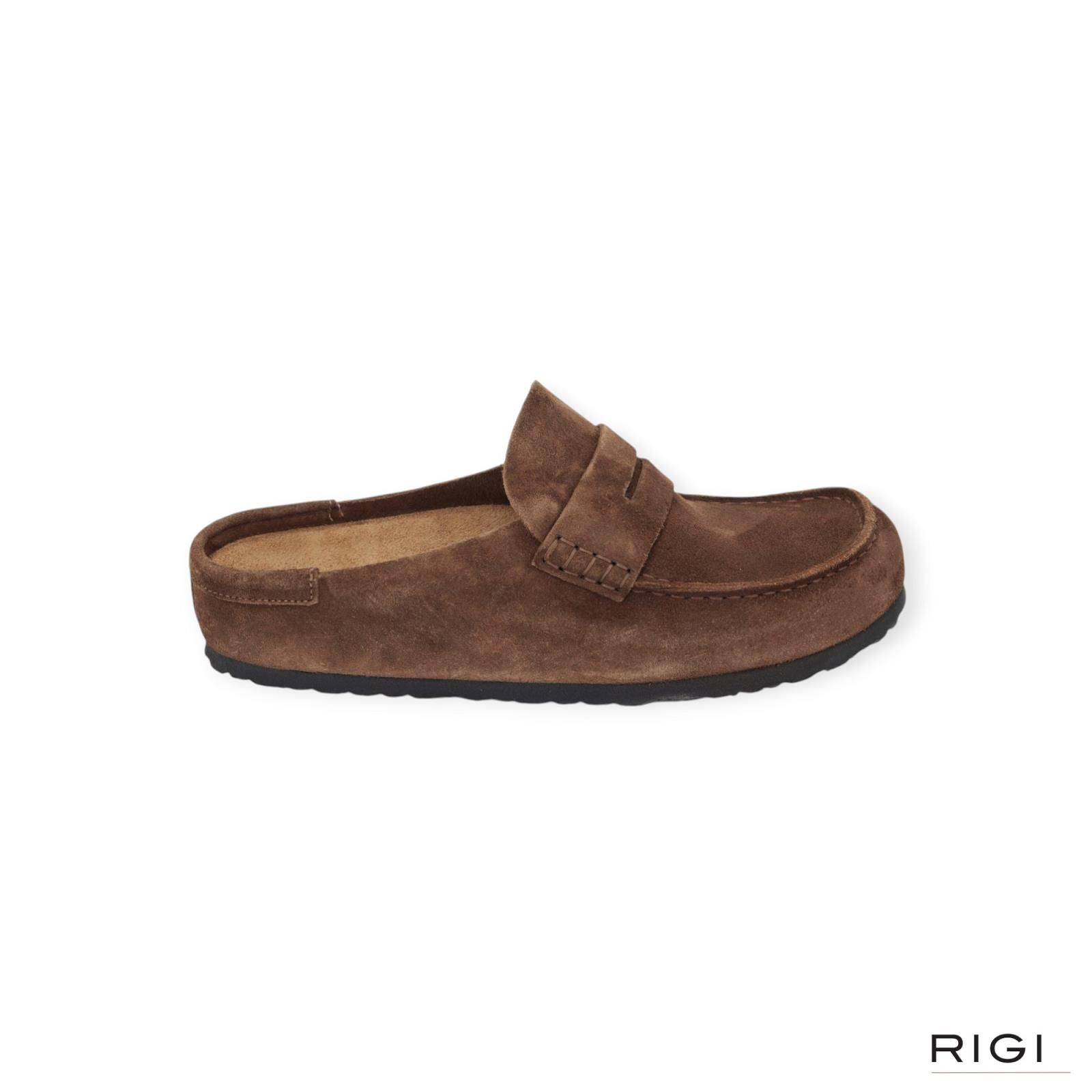 Birkenstock Naples Wrapped in bruin suède voor dames en heren. Birkenstock Naples Wrapped in bruin suède voor dames en heren.