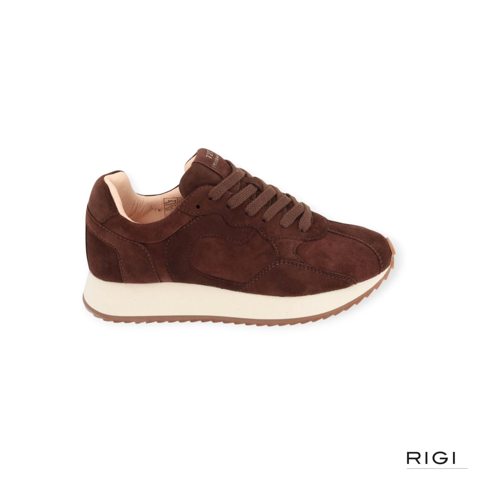 Cycleur De Luxe Backie CN in bruin suède voor dames. Cycleur De Luxe Backie CN in bruin suède voor dames.