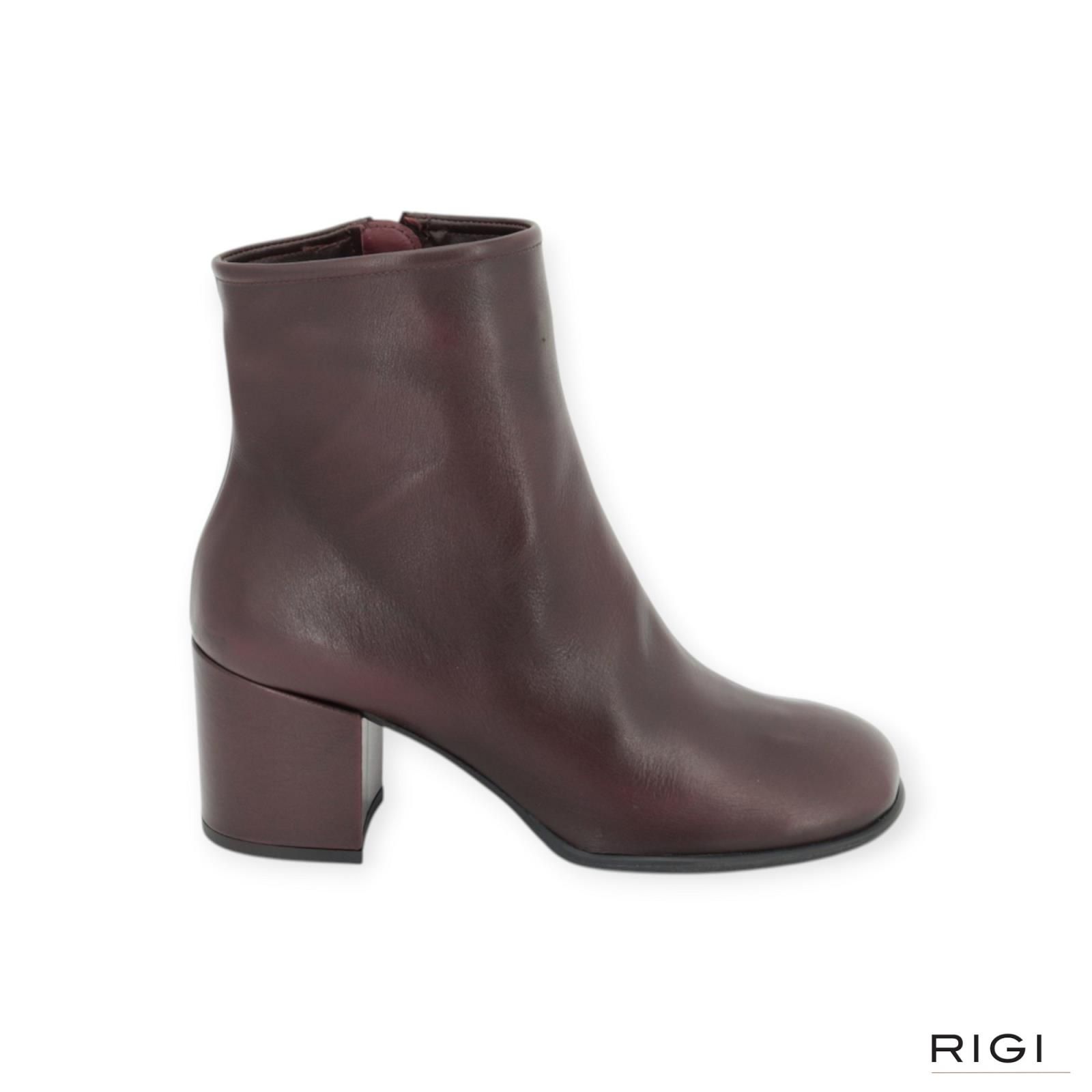 Gianmarco F. AW170 enkellaars in bordeaux leer voor dames. Gianmarco F. AW170 enkellaars in bordeaux leer voor dames.