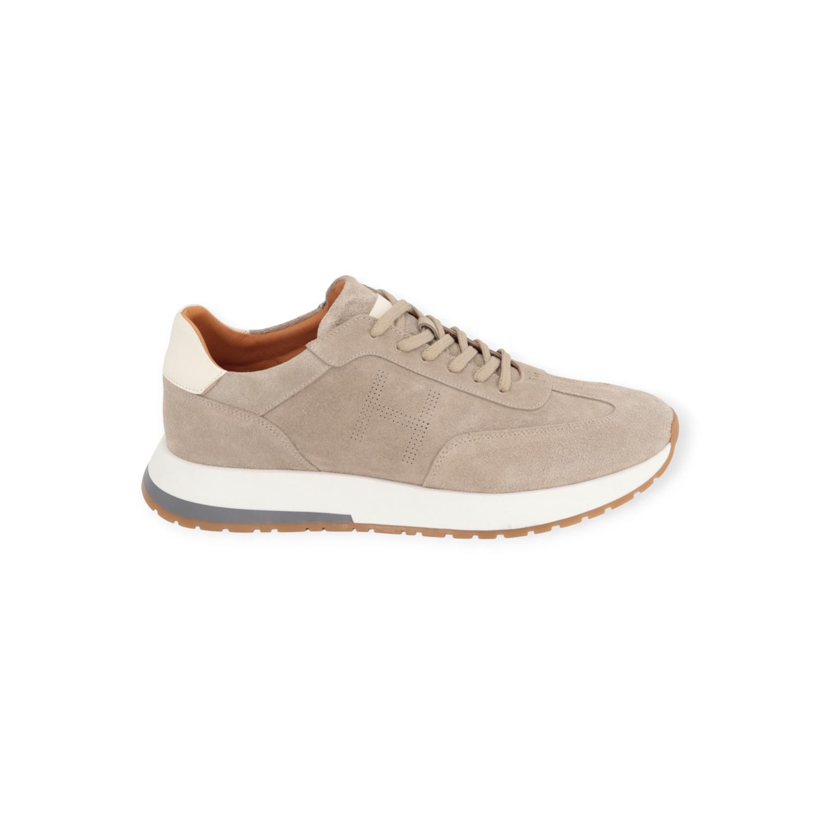 Hackett Rapid Chad sneaker in beige suède voor heren. Hackett Rapid Chad sneaker in beige suède voor heren.