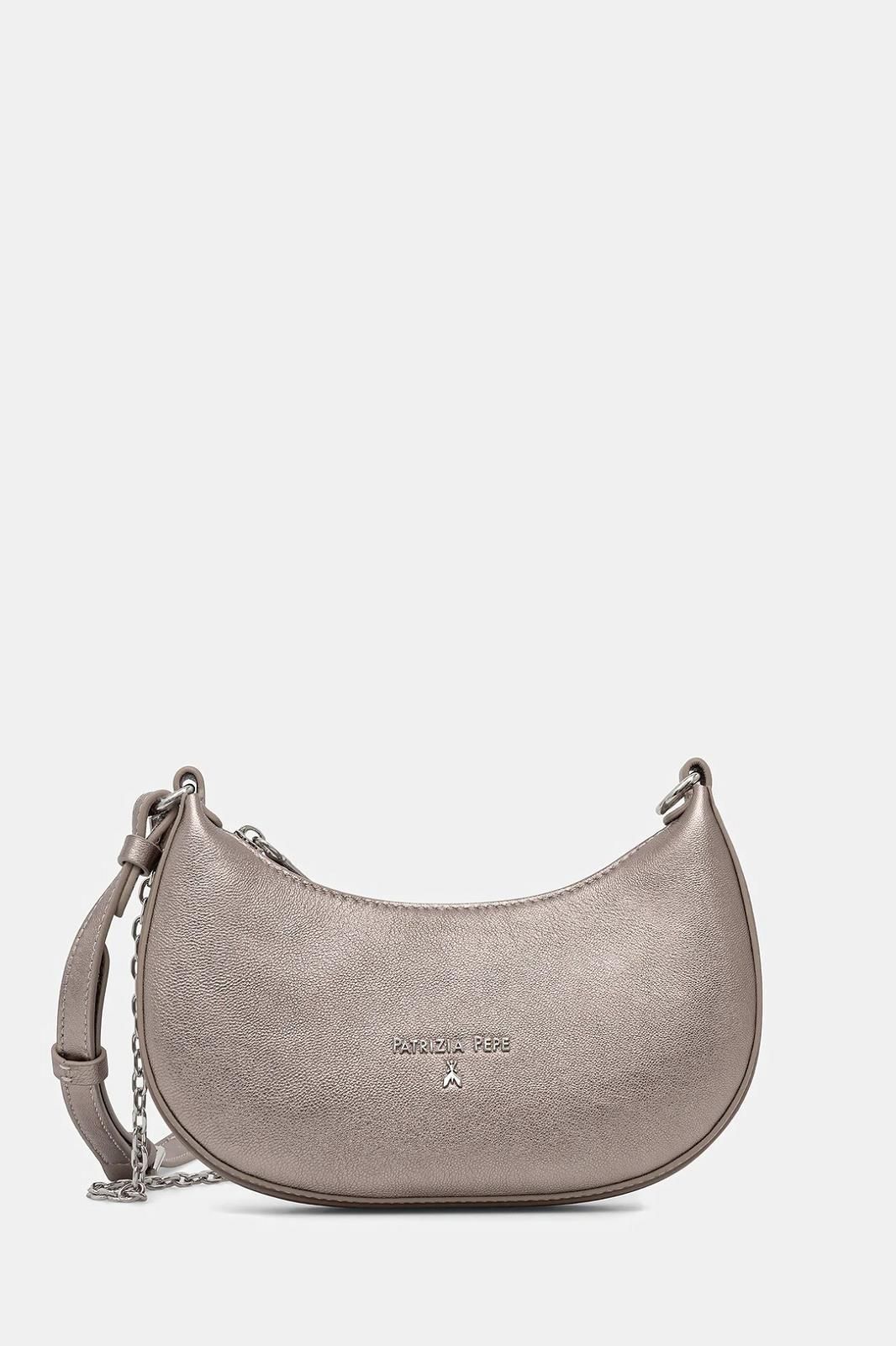 Patrizia Pepe Borsa Bag handtas voor dames in zilver shining leer. Patrizia Pepe Borsa Bag handtas voor dames in zilver shining leer.