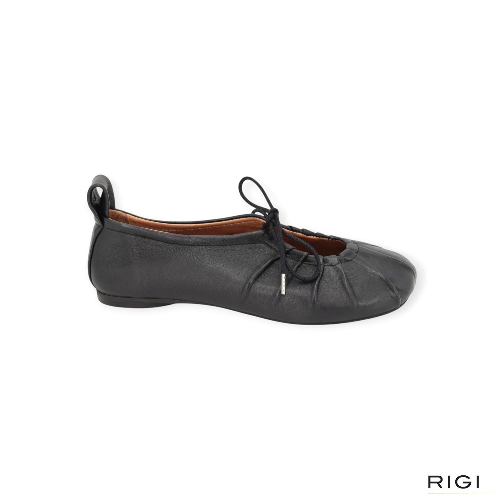 Pavement Linn Ballerina zwart leer Dames | RIGI Pavement Linn Ballerina zwart leer Dames | RIGI