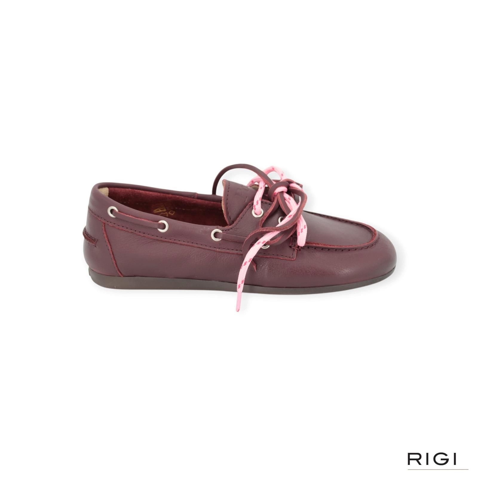 Posa Boat loafer soft in bordeaux zacht leer voor dames. Posa Boat loafer soft in bordeaux zacht leer voor dames.