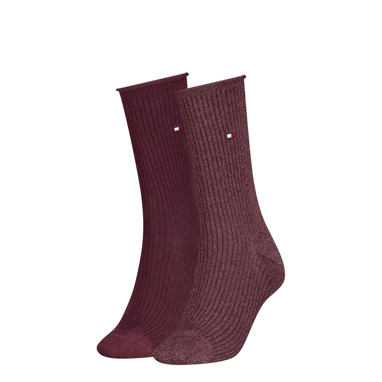 Tommy Hilfiger sock 2P Lurexx Roll Top 701243423005 voor dames in bordeaux. Tommy Hilfiger sock 2P Lurexx Roll Top 701243423005 voor dames in bordeaux.