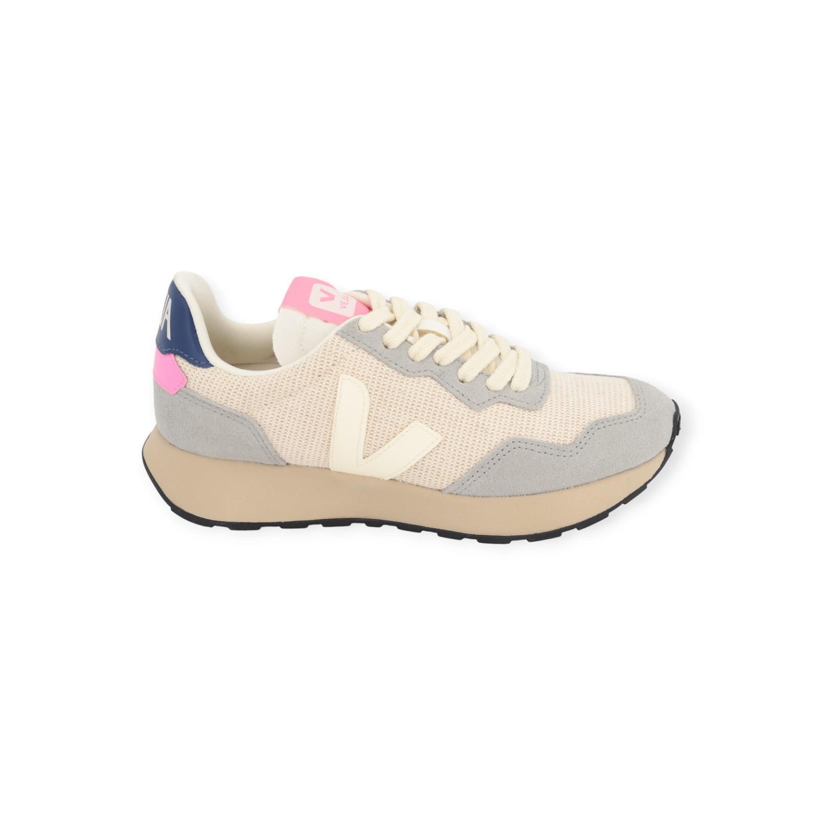 Veja Paulistana dames sneaker in beige met grijs. Veja Paulistana dames sneaker in beige met grijs.