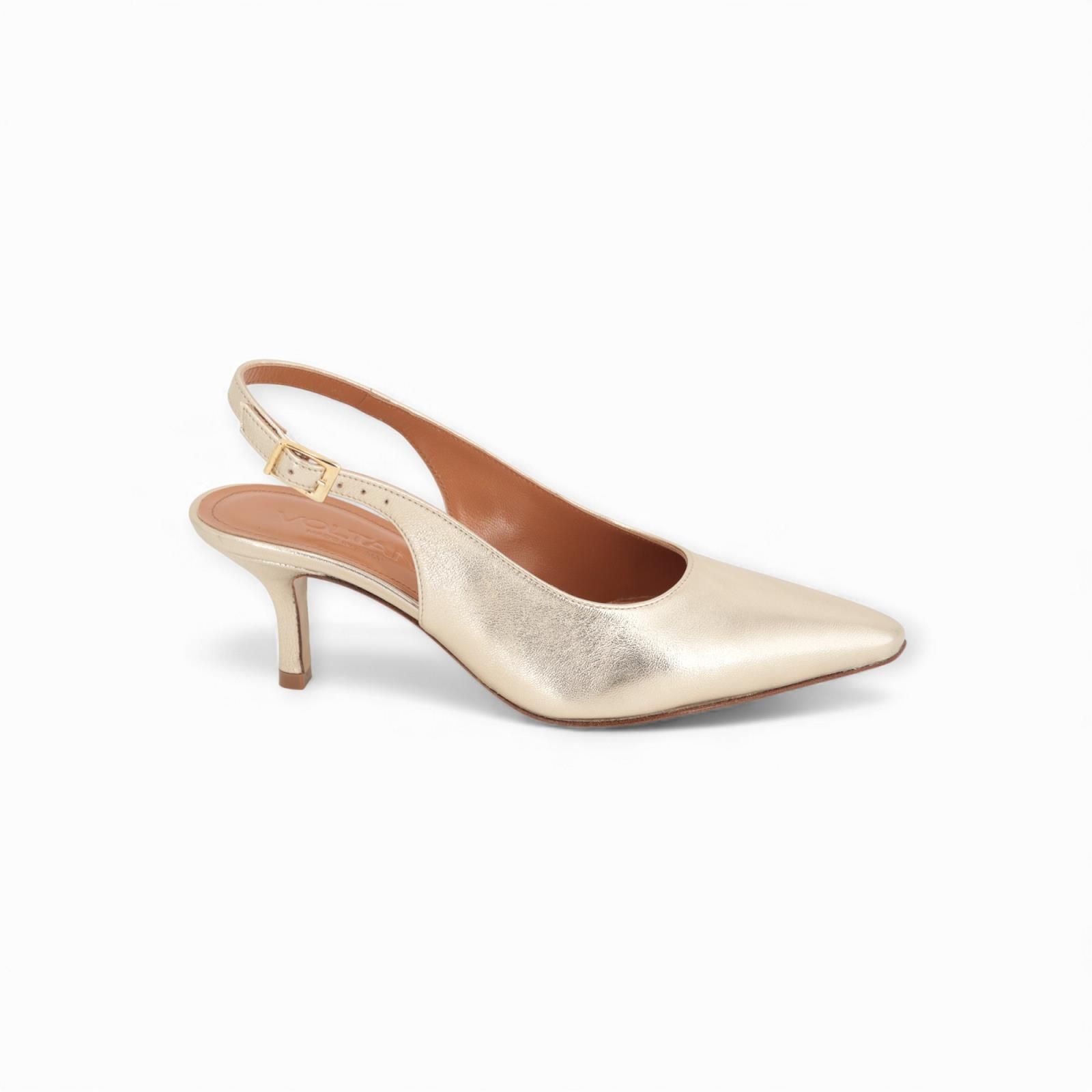 Voltan dames pump LV318 slingback in ‘platino’ goudleer. Voltan dames pump LV318 slingback in ‘platino’ goudleer.